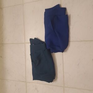 New York And Company 2 Long Sleeve Blouse Size XS.